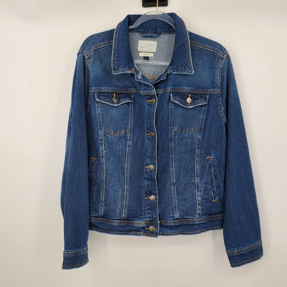 Universal Thread Jackets & Blazers - Universal Threads Women's Denim Jean Jacket Plus 1X Blue